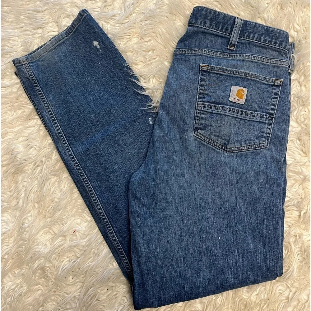 Carhartt Men’s Relaxed Fit Distressed Jeans. Size 38 - Picture 1 of 7